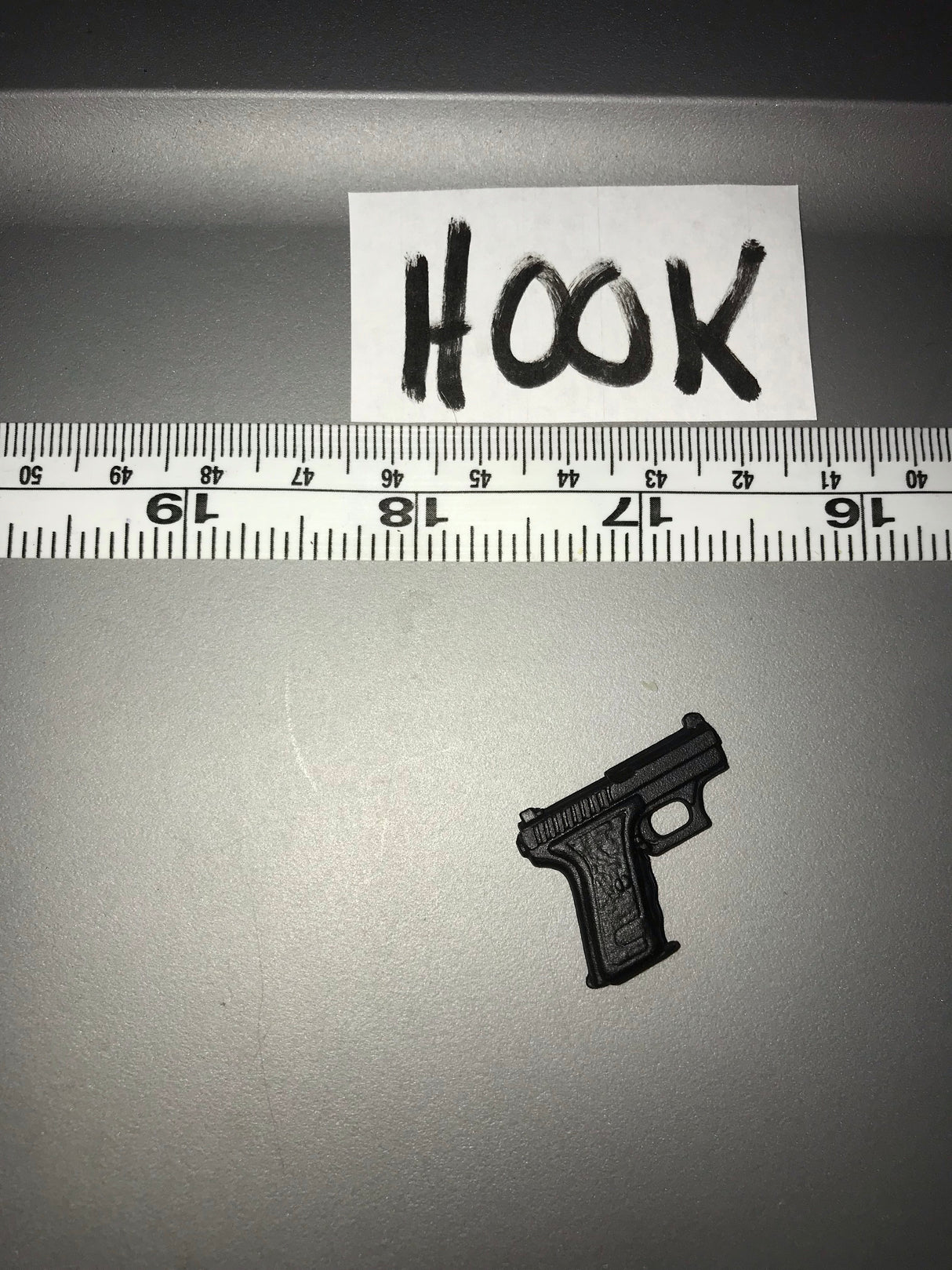 1/6 Scale Modern Era Pistol 110702