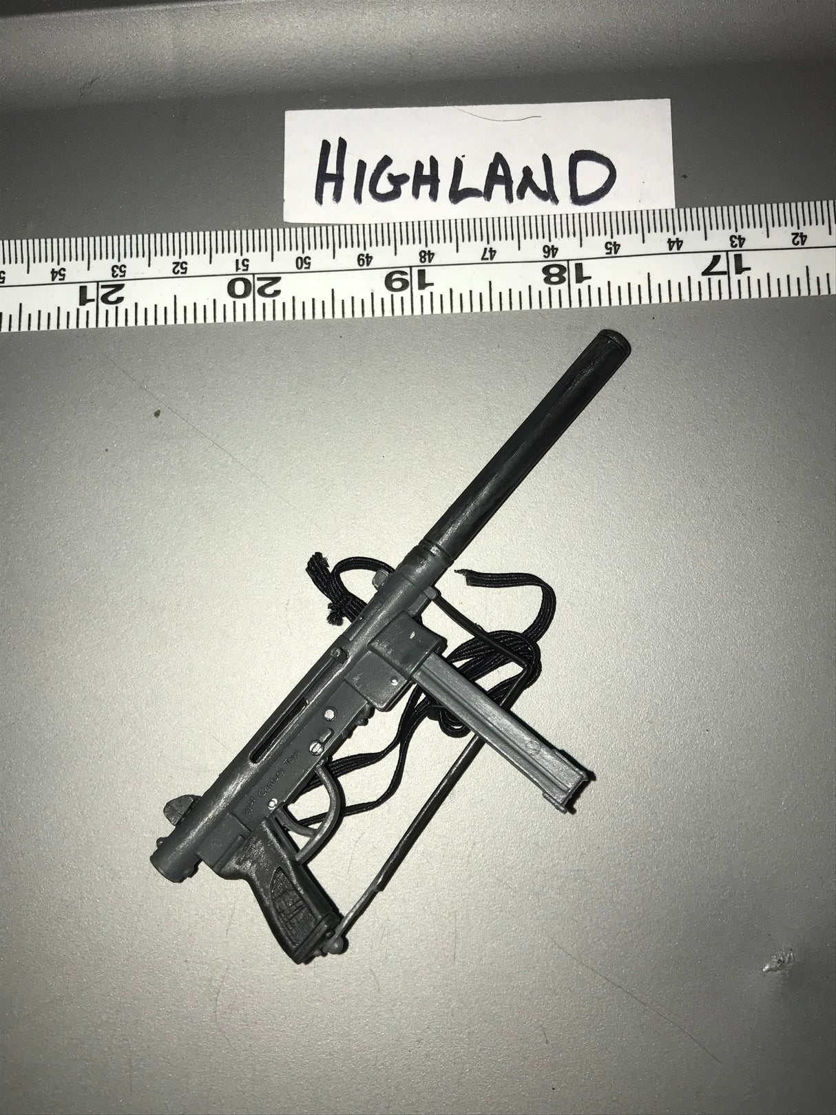 1:6 Vietnam Era US Smith and Wesson Submachine Gun 110506