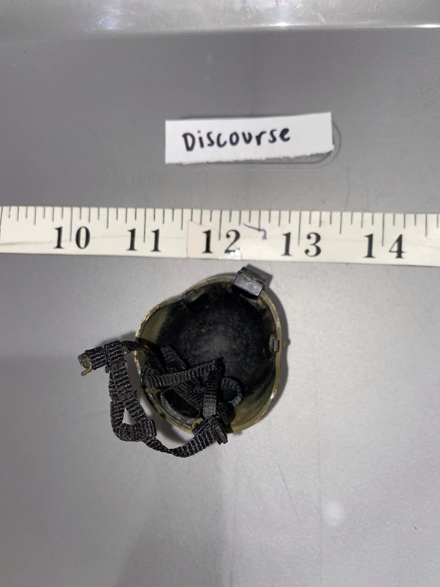 1:6 Scale Modern Helmet 112162