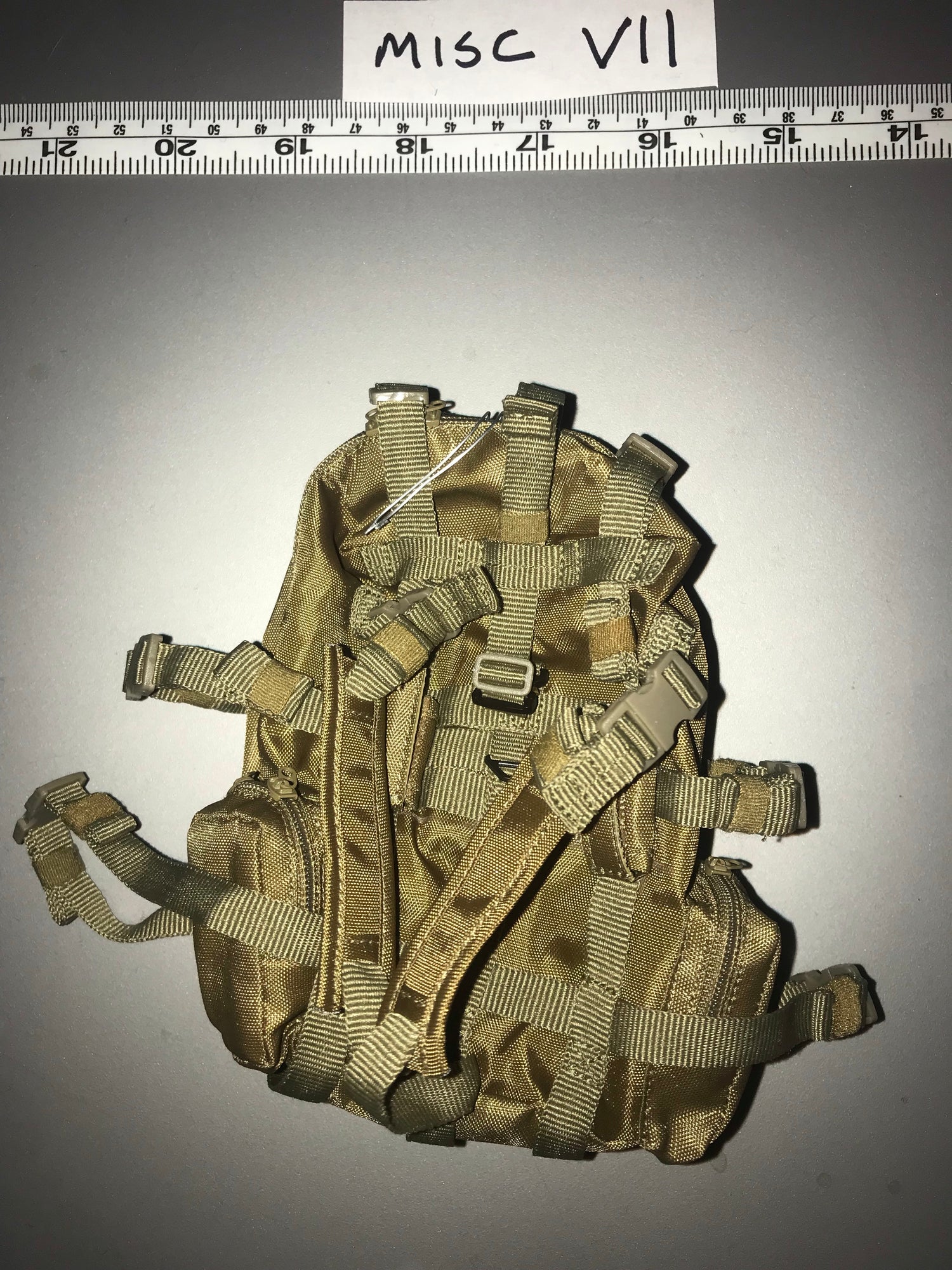 1:6 Modern Rucksack 111750