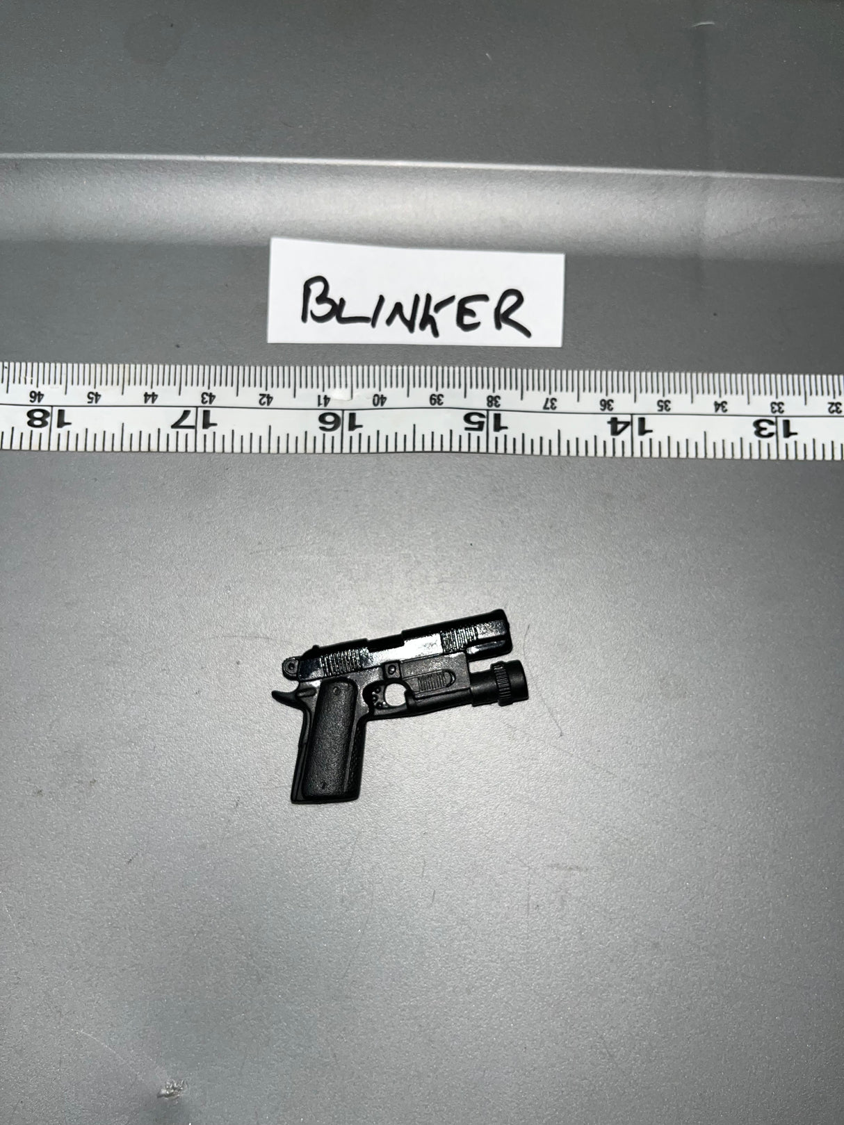 1/6 Scale Modern Era Pistol