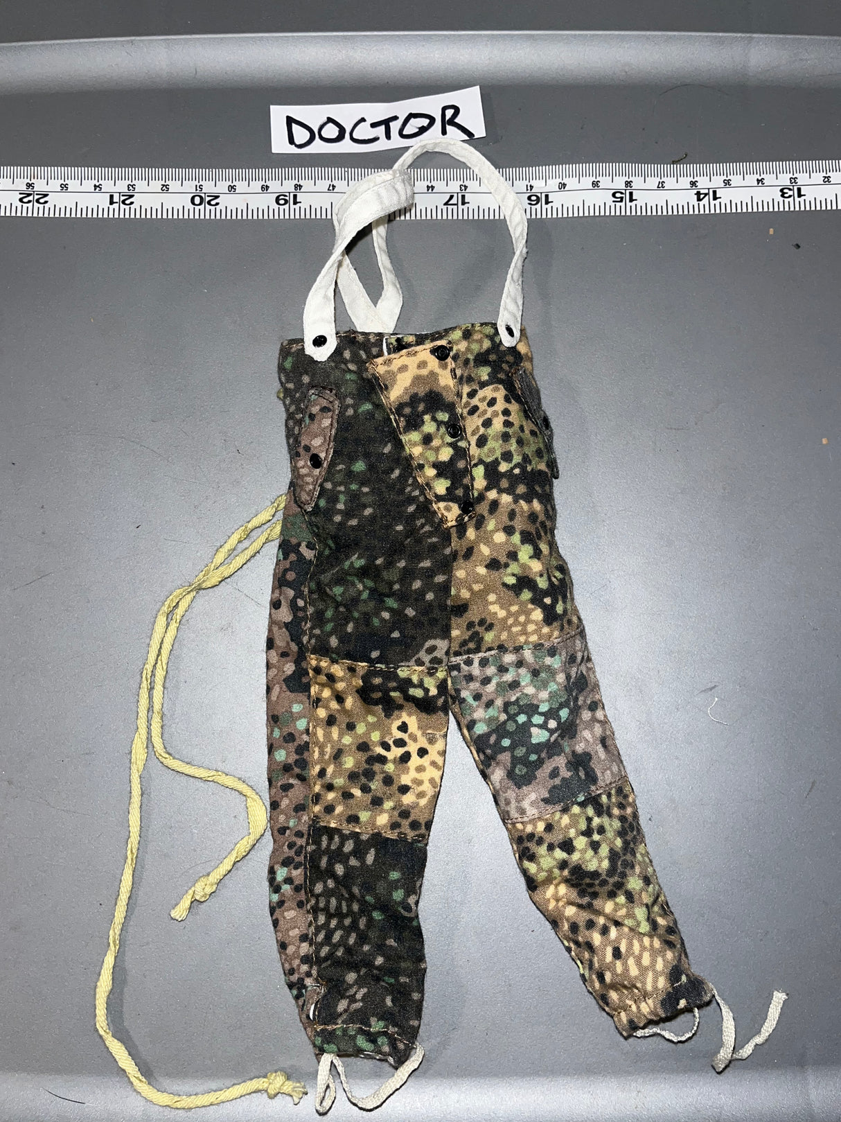 1/6 WWII German Pea Dot Winter Pants