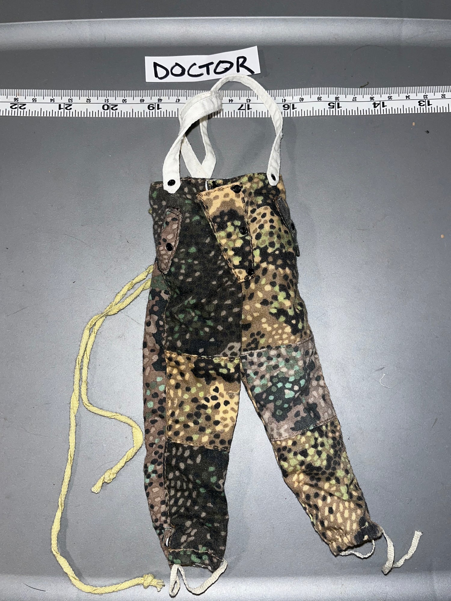 1/6 WWII German Pea Dot Winter Pants