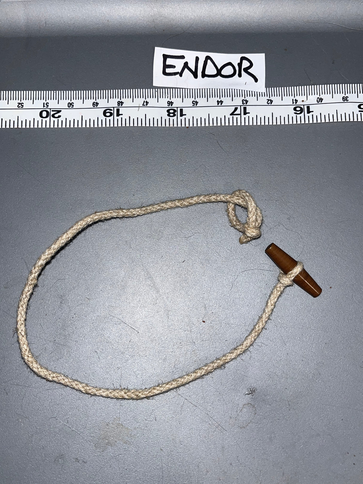1:6 WWII British Toggle Rope 103359