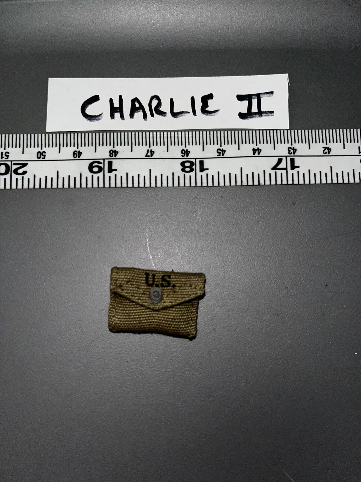 1/6 Scale WWII US First Aid Kit 107842