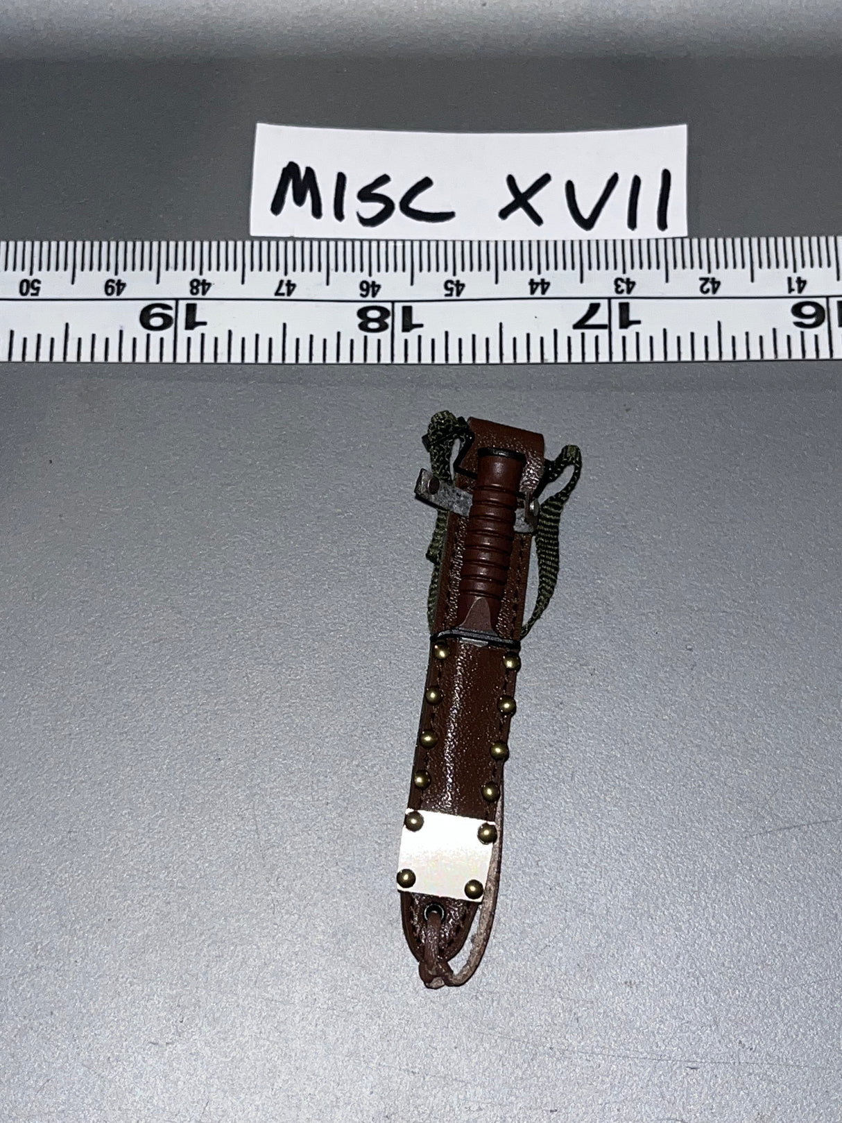 1:6 Scale WWII US Fighting Knife 107154