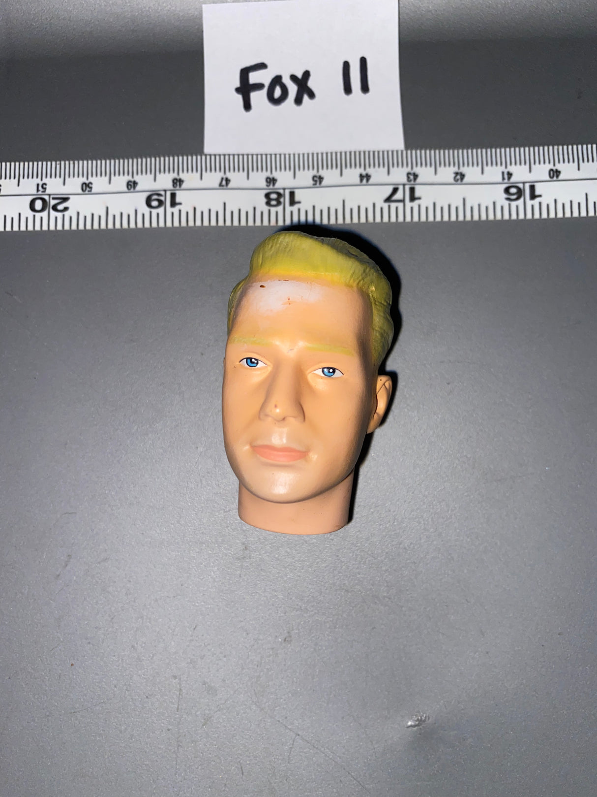 1/6 Dragon Head Sculpt 105485