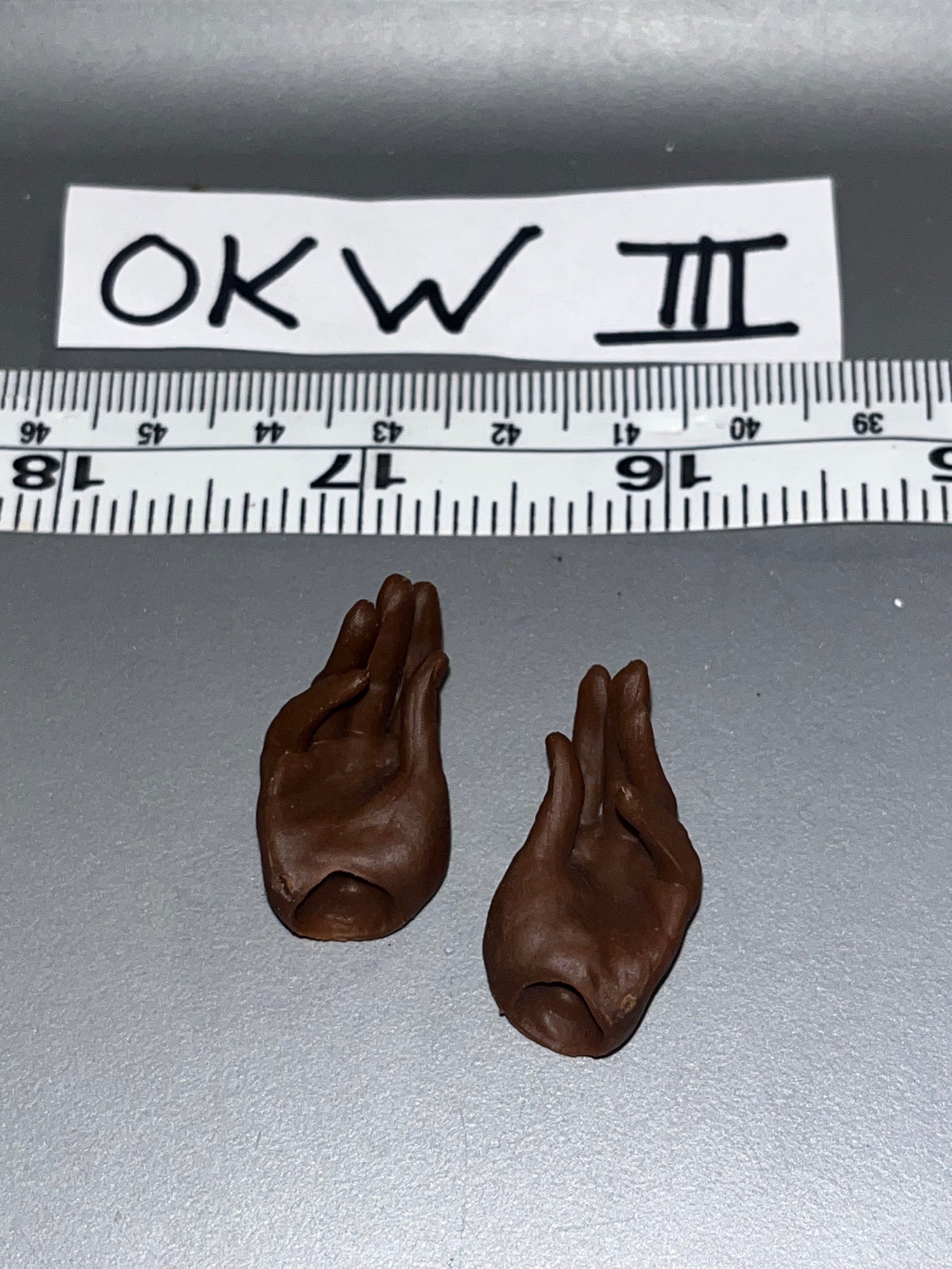 1:6 Scale Modern Era Black African American Hand Set - Beverly Hills Cop