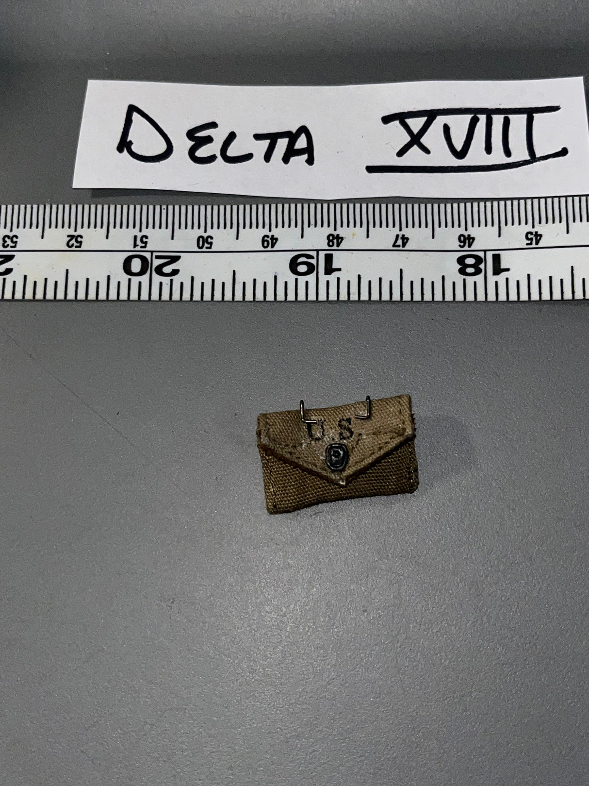 1/6 Scale WWII US First Aid Kit 107429