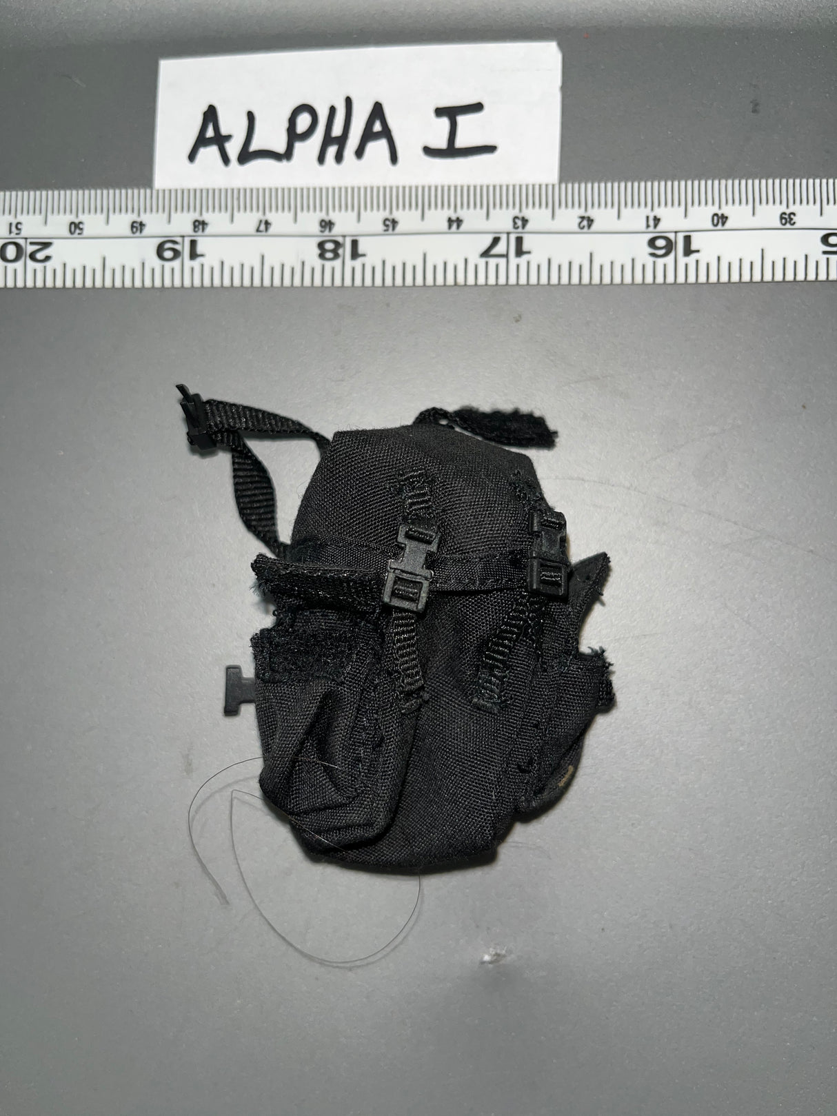 1/6 Scale Modern Pouch 109245