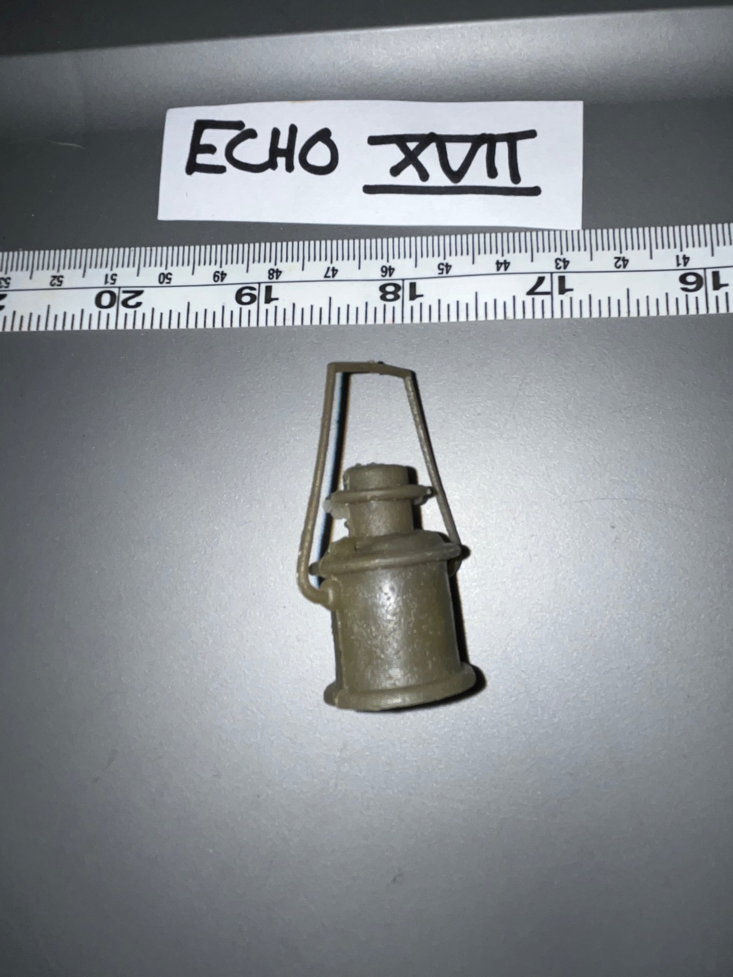 1/6 Scale WWII US / Western Era Lantern 106532