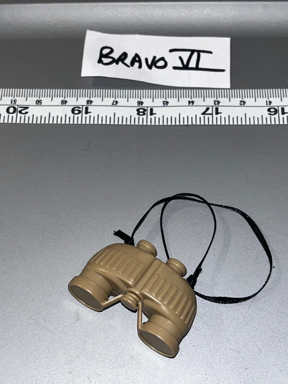 1/6 Scale Modern Era Binoculars 108653
