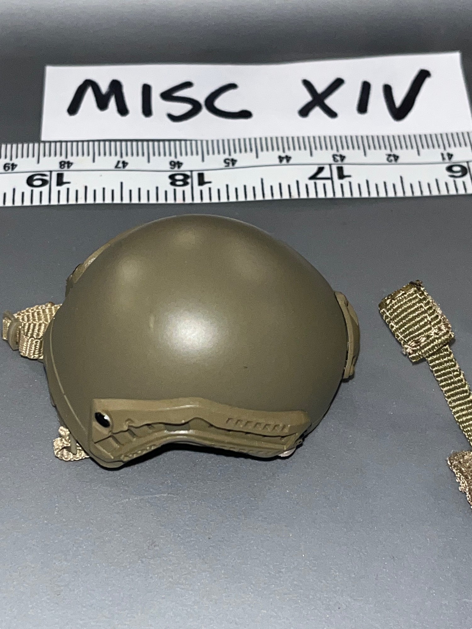 1/6 Scale Modern Era Helmet Lot - Minitimes 105688