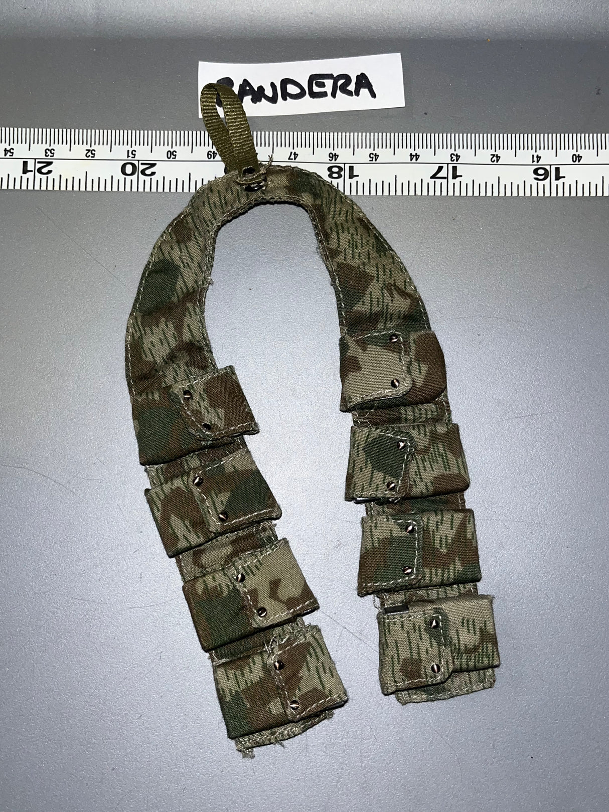 1:6 WWII German Fallschirmjager  Ammunition Bandolier 107968