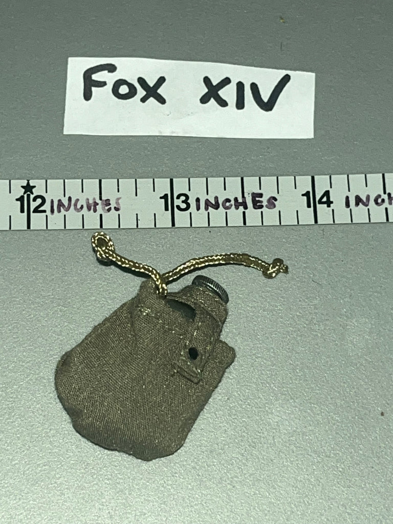 1:6 WWII Russian Canteen