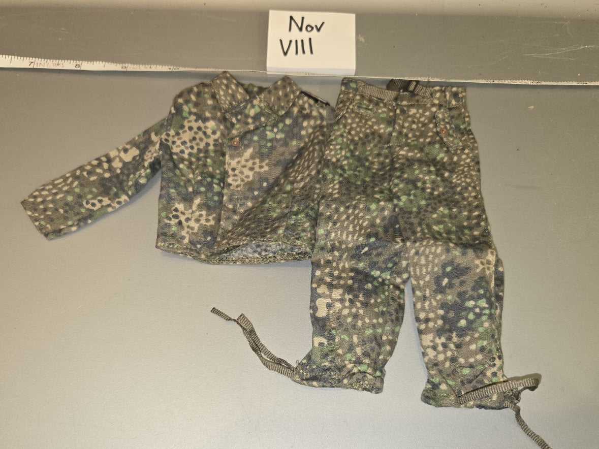 1/6 Scale WWII German Erbsenmuster Camouflage Uniform Set - Nov VIII