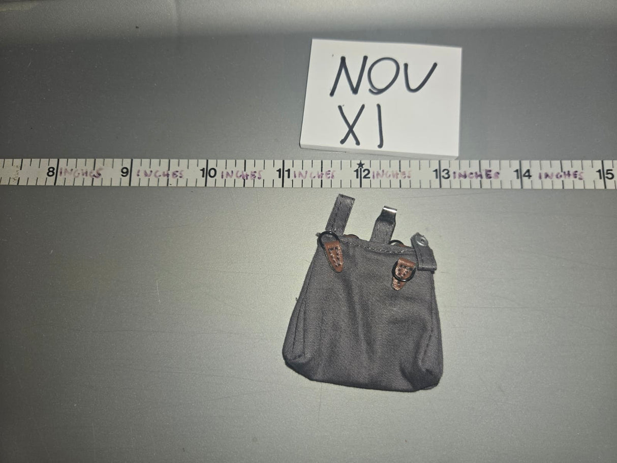 1/6 Scale WWII German Luftwaffe Bread Bag Lot