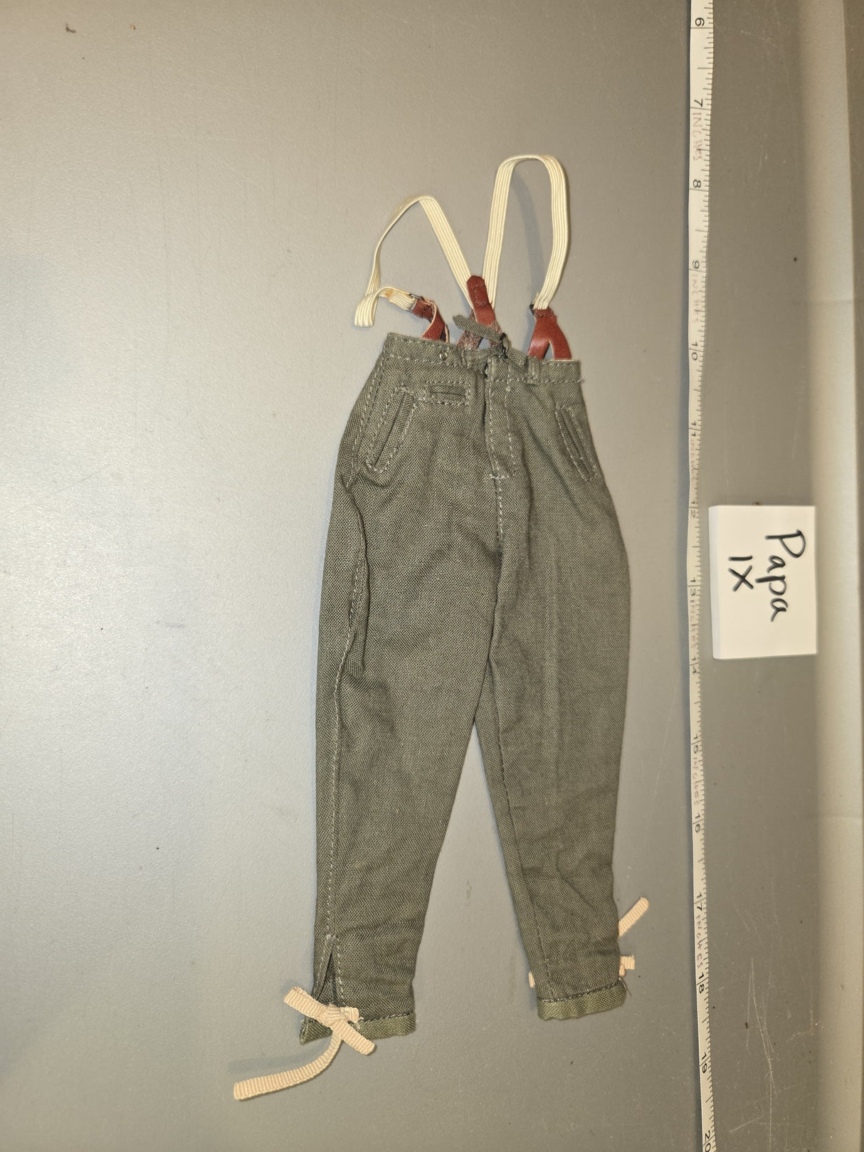 1/6 WWII German Pants with Suspenders