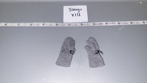 1:6 Scale WWII German Mittens / Gloves - Dragon