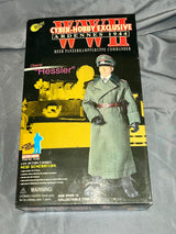 1/6 Scale WWII GERMAN Oberst Hessler - Battle of Bulge - NIB Dragon Cyber Hobby