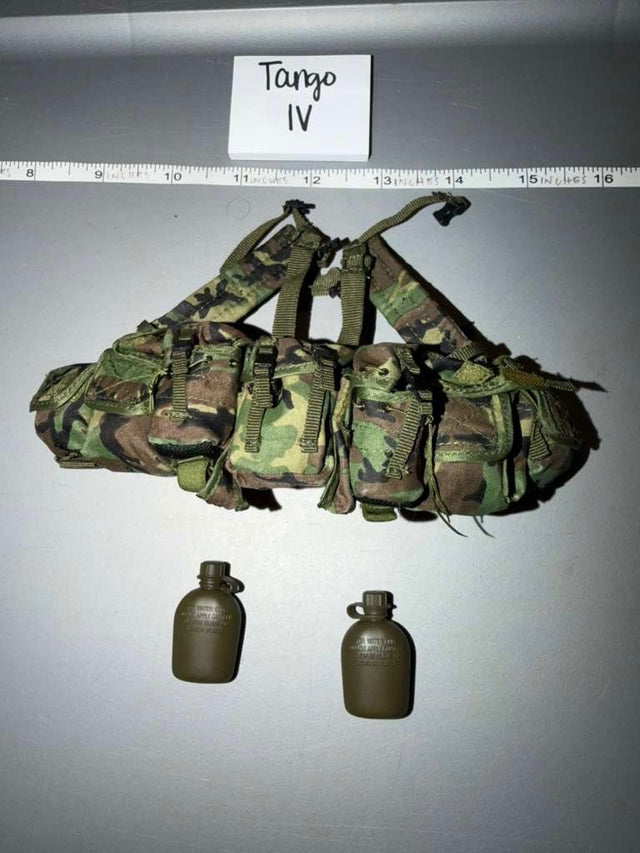 1/6 Scale Modern Era US Woodland MOLLE Chest Rig with Canteens - Tango IV