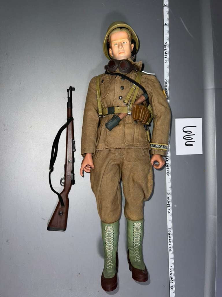 1:6 Scale WWII German Afrika Korps Dressed Figure - Dragon