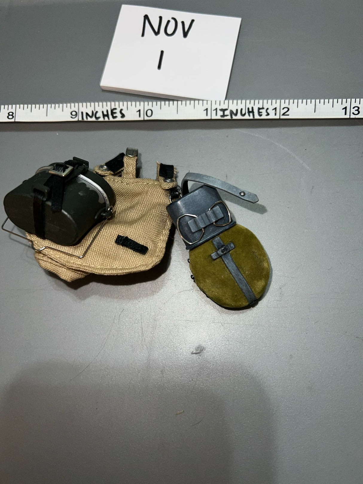 1/6 Scale WWII German Bread Bag Lot