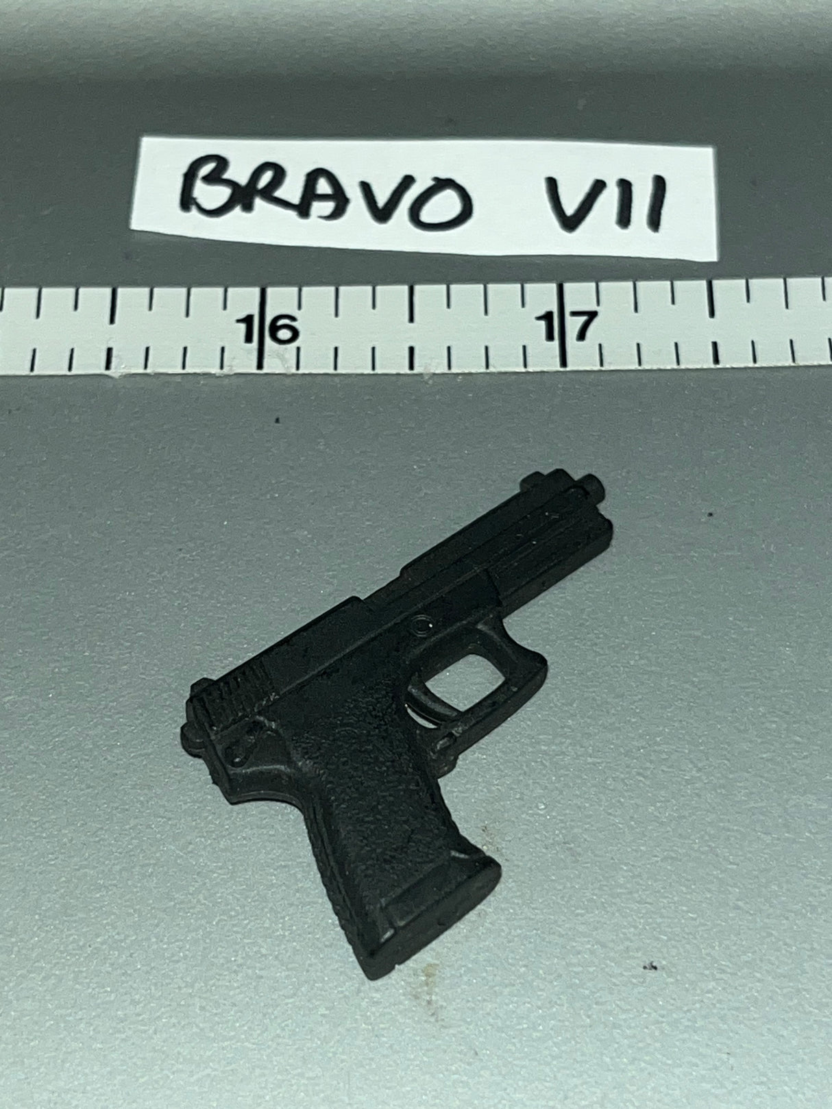 1/6 Modern Era Pistol