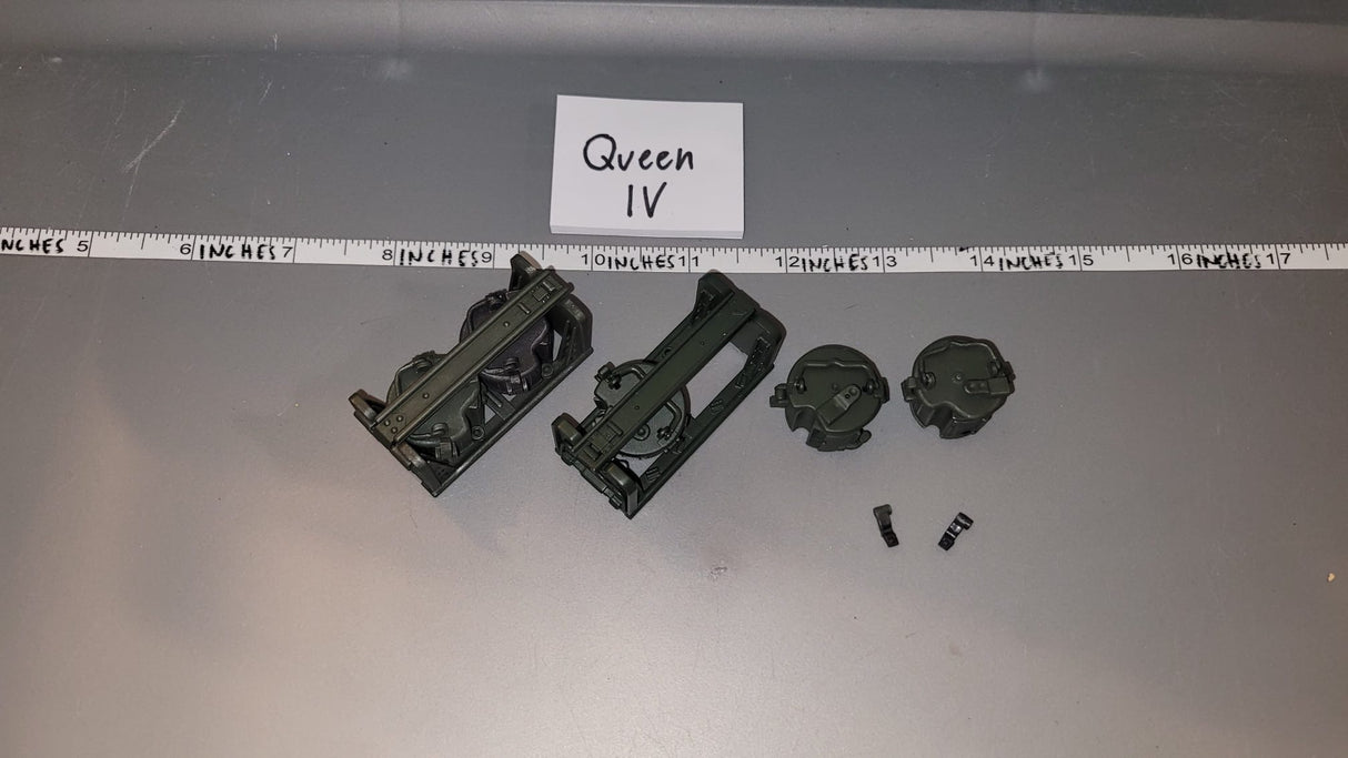 1/6 Scale WWII German Machine Gun Ammunition Snail Drums and Carrier Lot