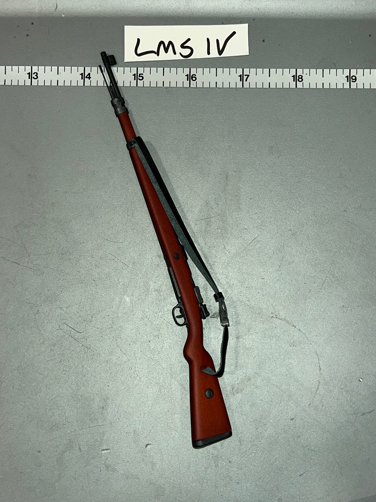 1:6 Scale WWII German KAR-98 Rifle - Ujindou