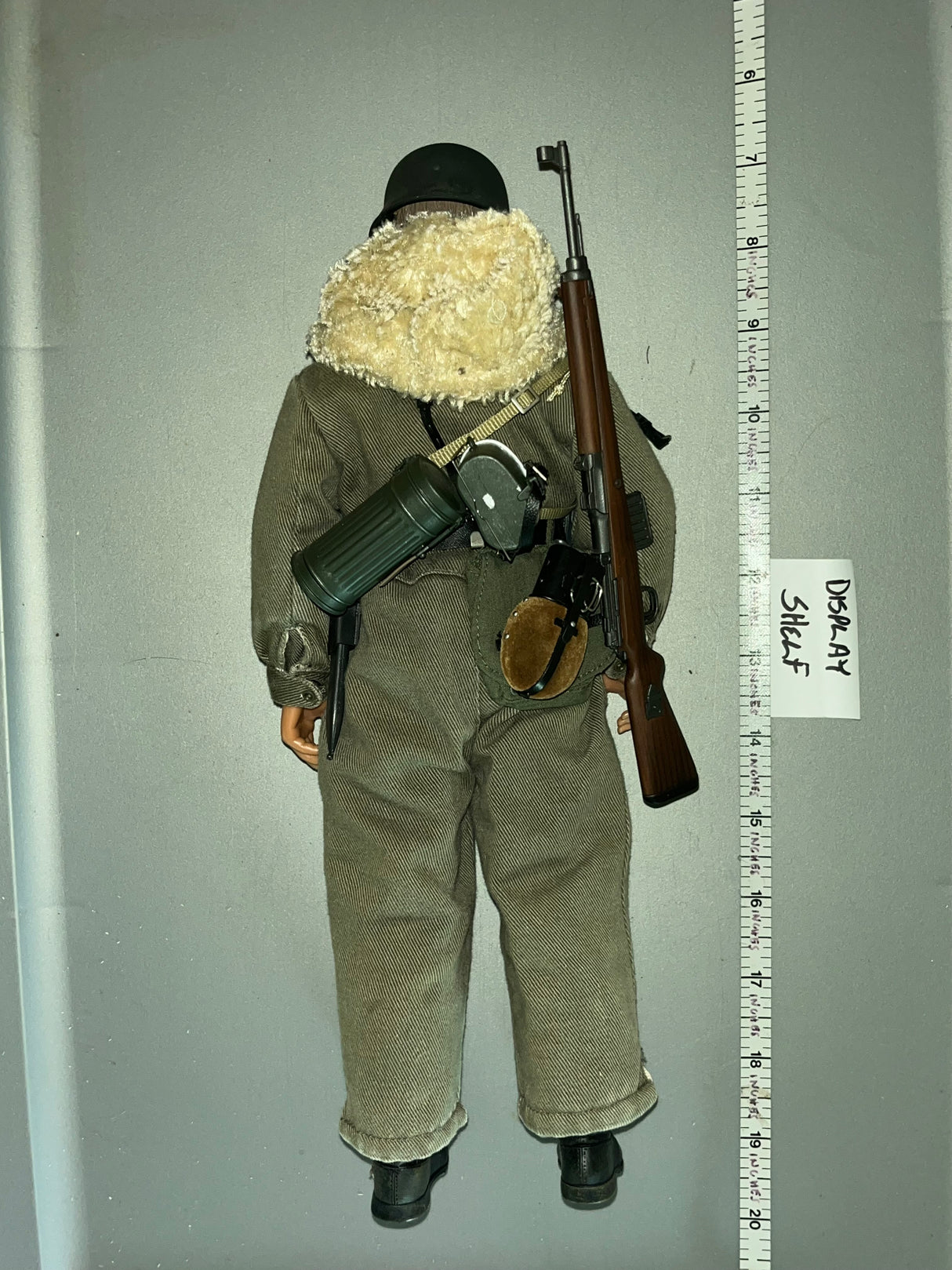 1:6 Scale WWII German Grenadier Winter Kharkov  - Dragon (*W)