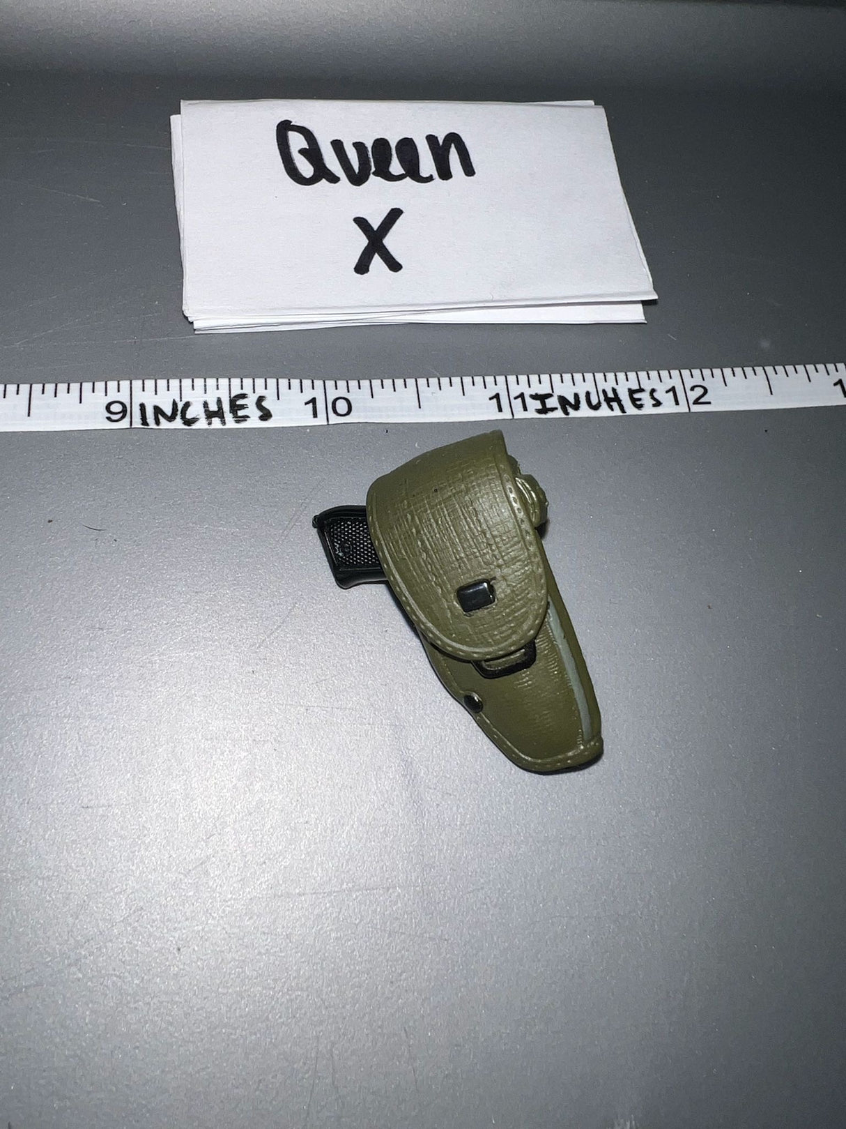 1/6 Scale Modern Pistol and Holster