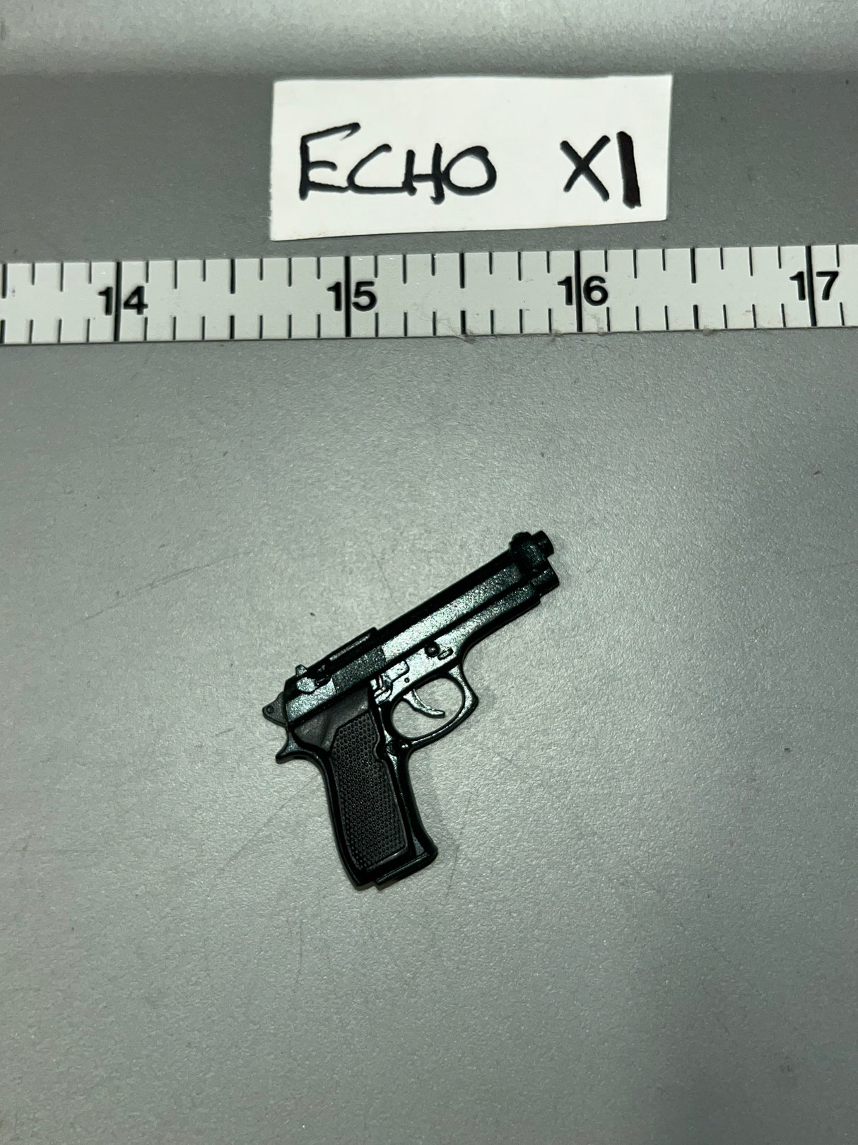 1/6 Modern Era Pistol