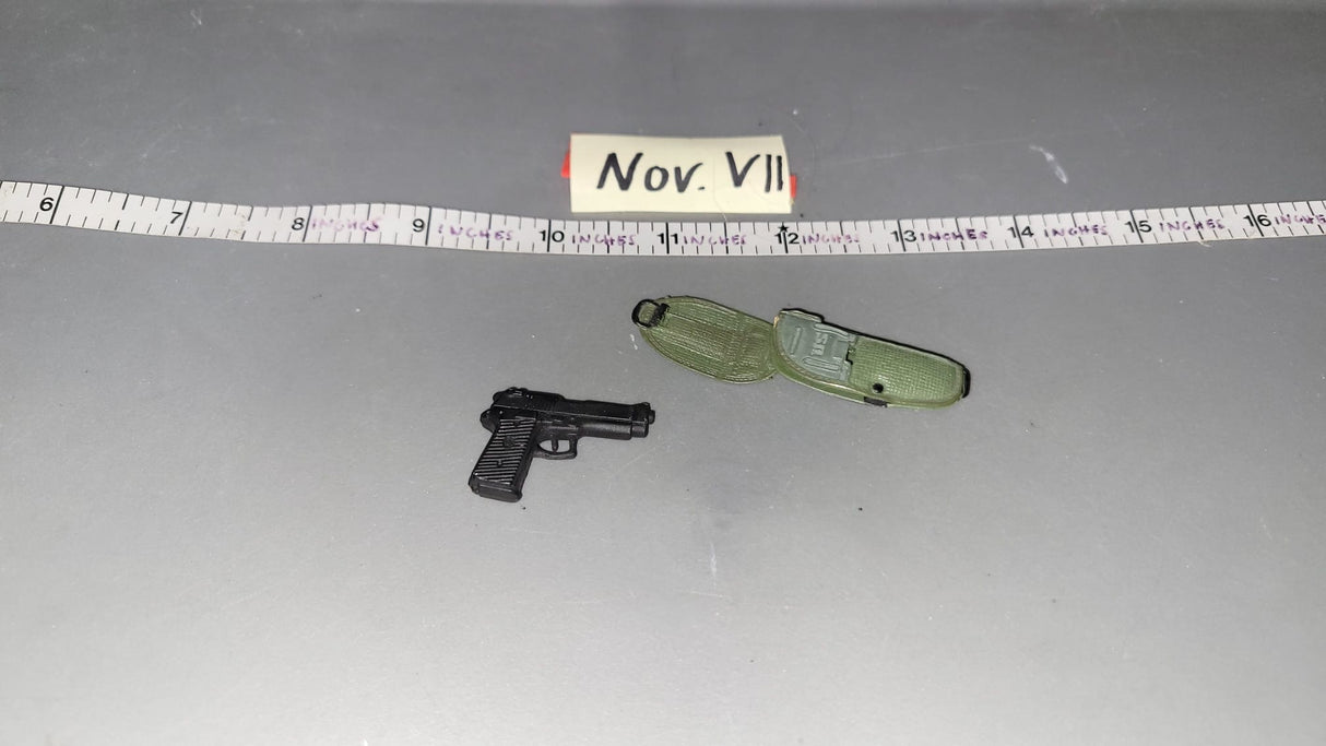 1/6 Modern Era Pistol and Holster