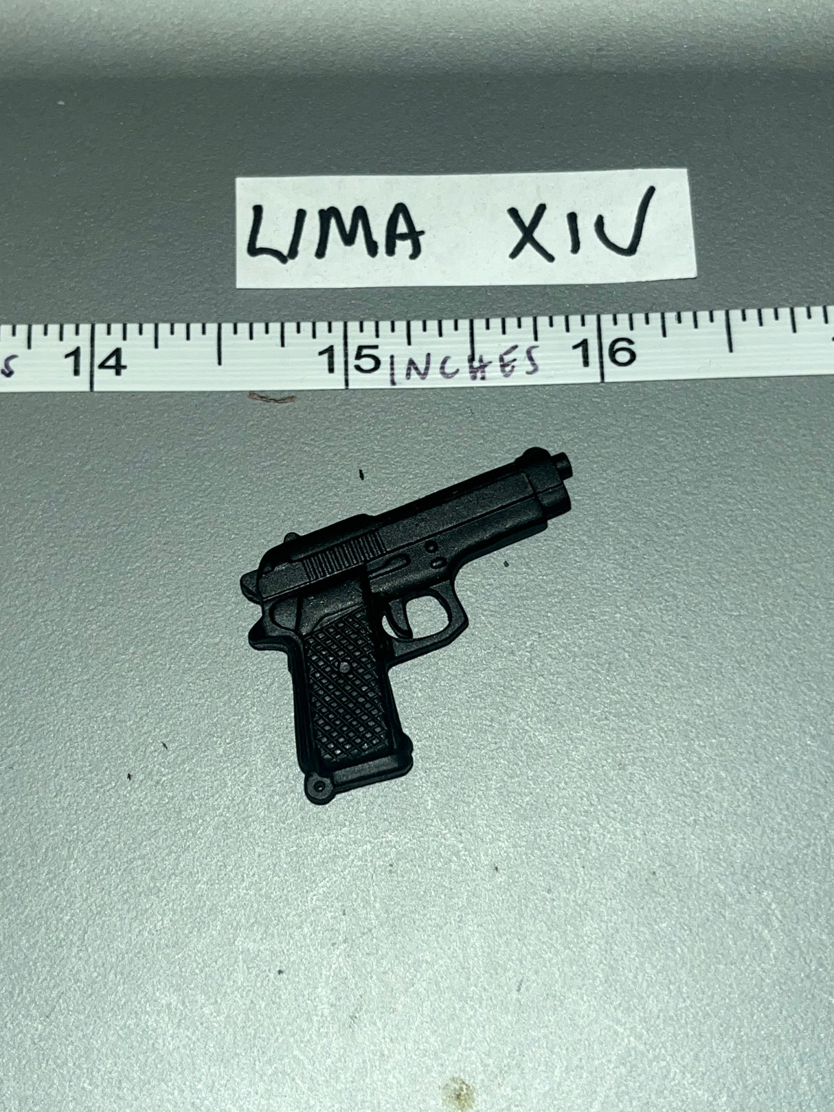 1/6 Scale Modern Era Pistol