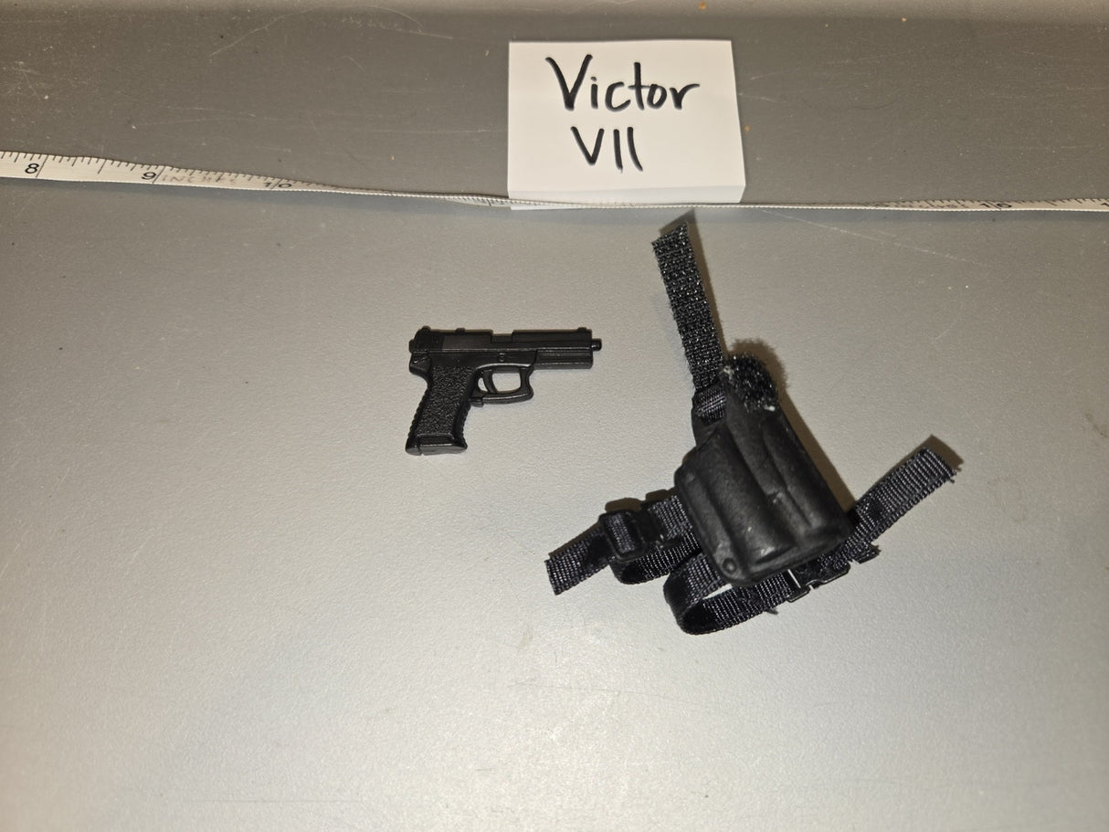 1/6 Scale Modern Era Pistol and Drop Leg Holster Set - Victor VII