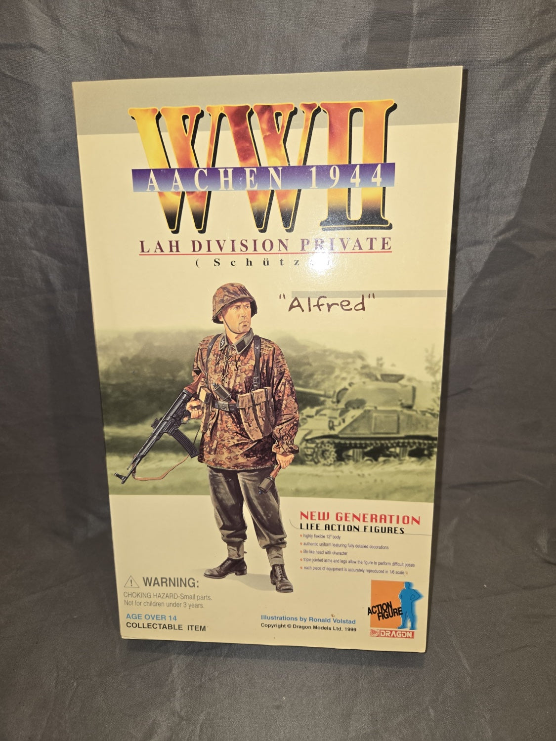 1/6 Scale WWII German Waffen LAH Division Private Alfred Action Figure - NIB Dragon