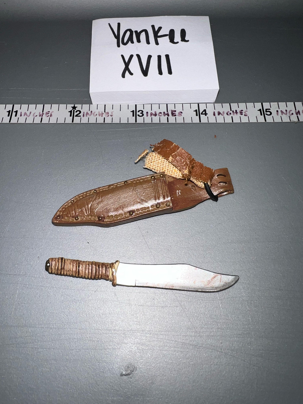 1/6 scale Western Era Knife
