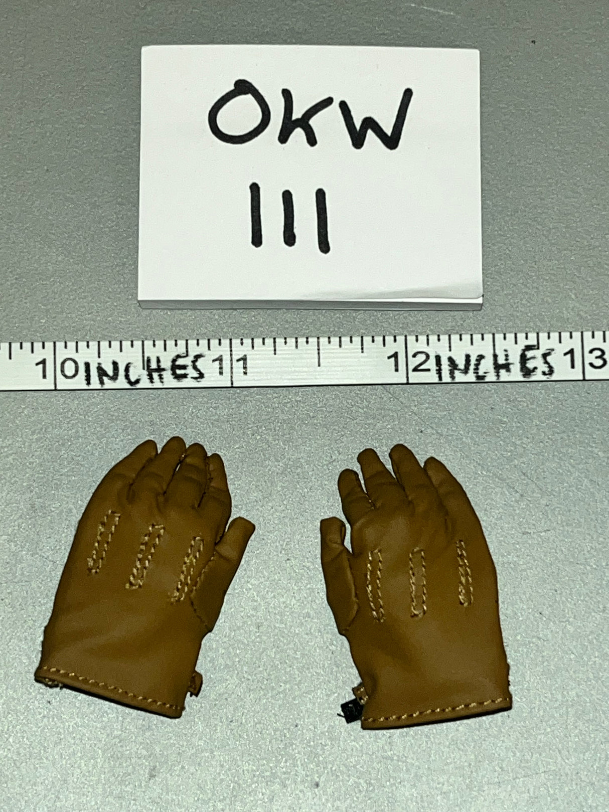 1:6 Scale WWII US Gloved Hands - War Daddy - Facepool