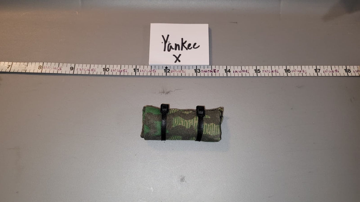 1/6 WWII German Rolled Splinter Zelt