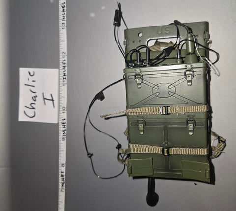 1/6 Scale WWII US SCR-300 Backpack Radio
