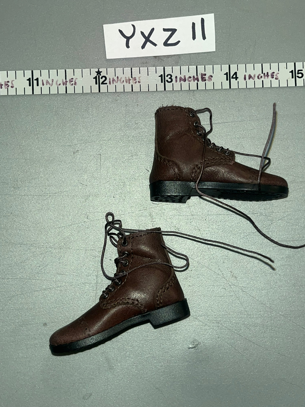 1:6 Scale WWII US Boondocker Boots - Ranger Private Caparzo - Facepool