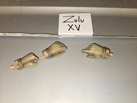 1/6 Scale Modern Era Gloved Fist Hands Set