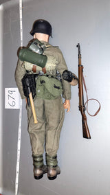 1:6 Scale WWII German Heer Grenadier Dressed Figure - Dragon