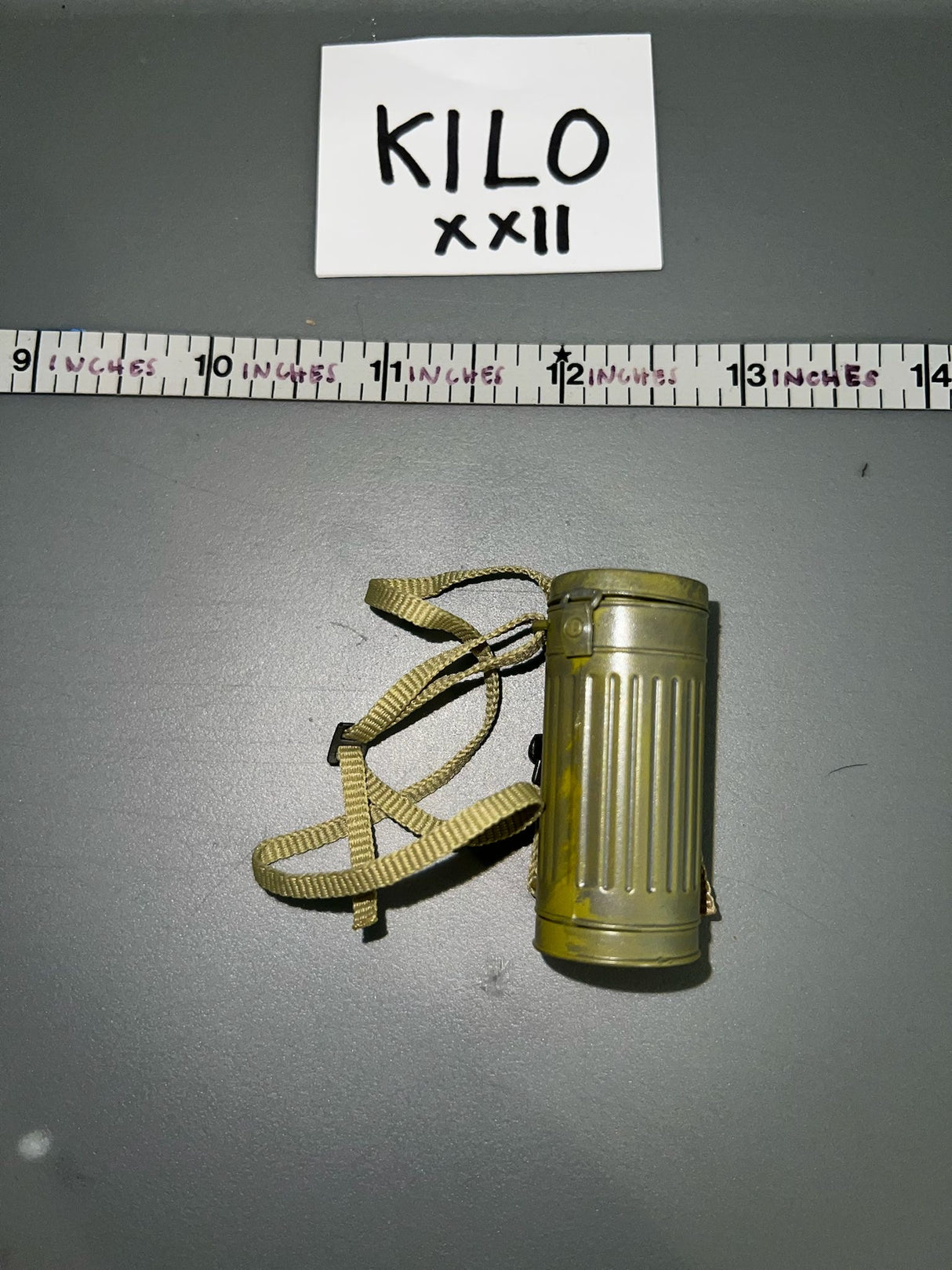 1:6 WWII German Gas Mask Canister - Afrika Korps