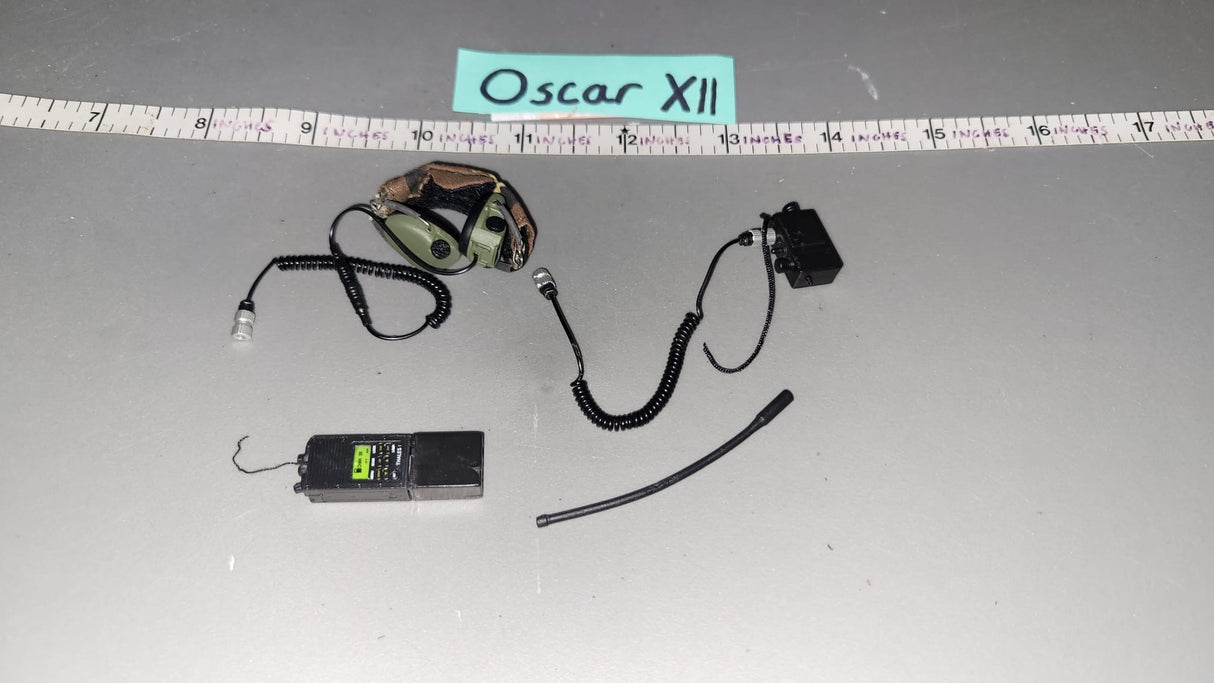 1/6 Scale Modern Era Radio