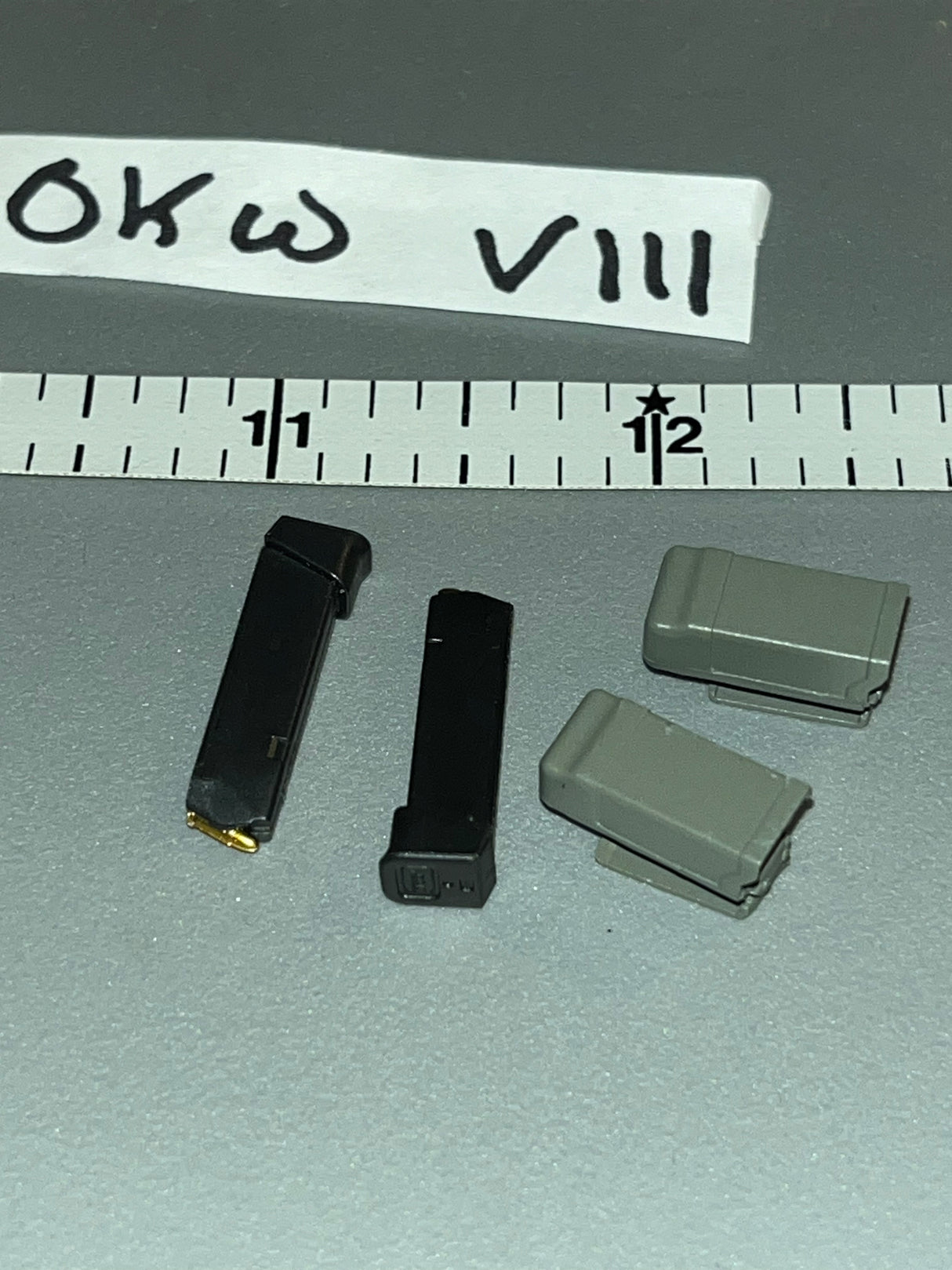 1:6 Scale Modern Russian Pistol Magazines and Pouches - SVR Zaslon DAM