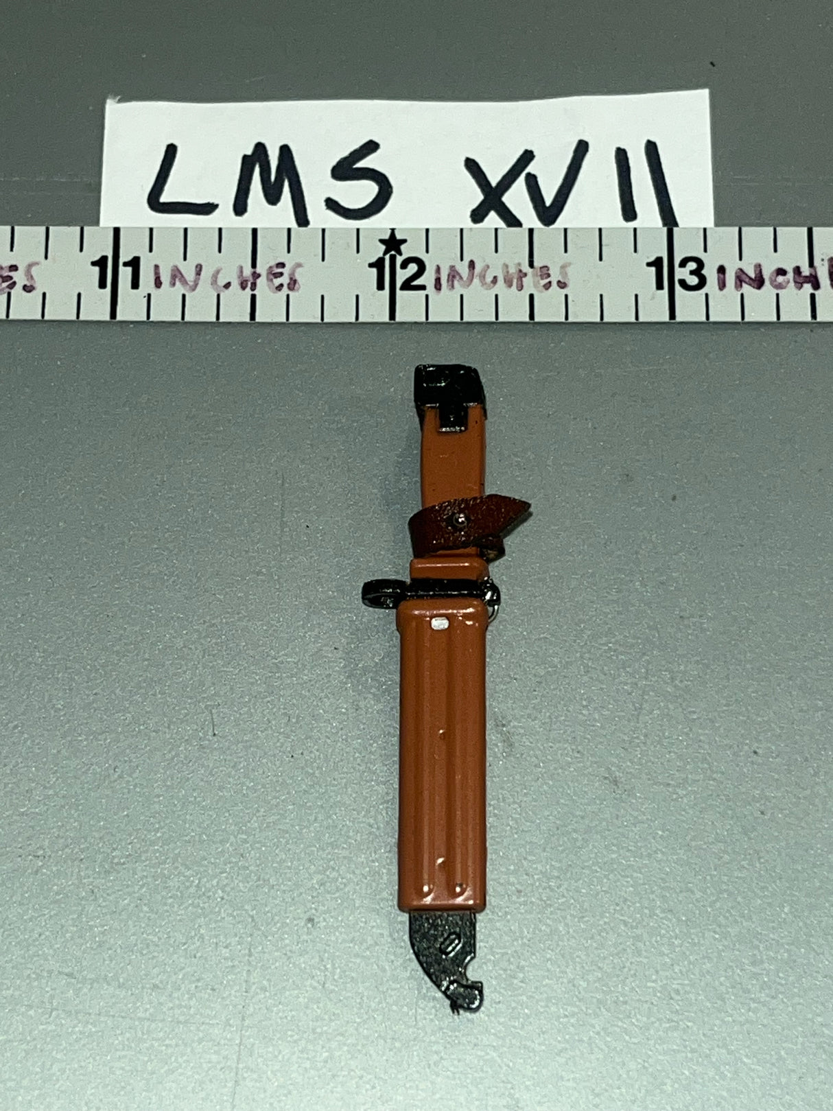 1/6 Scale Modern Russian Knife / Bayonet - UJINDOU Russian Paratrooper - Kosovo UD9049