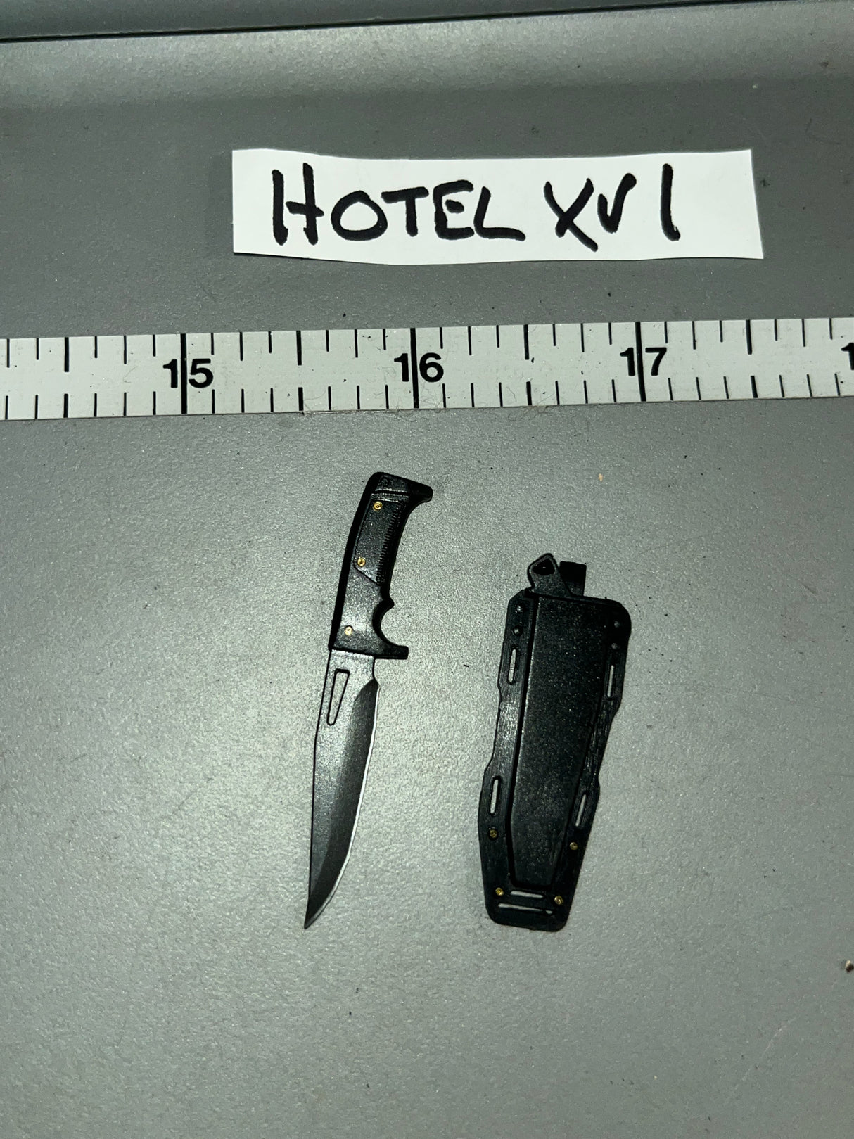 1/6 Scale Modern Fighting Knife