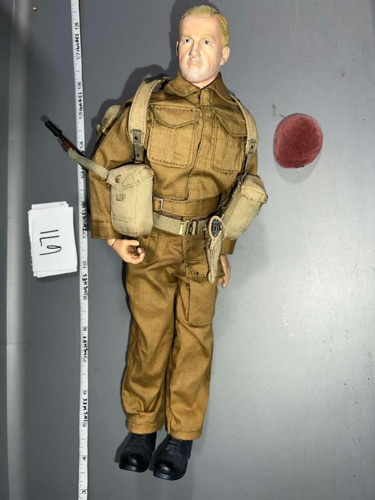 1:6 Scale WWII British Commando Dressed Figure - Dragon